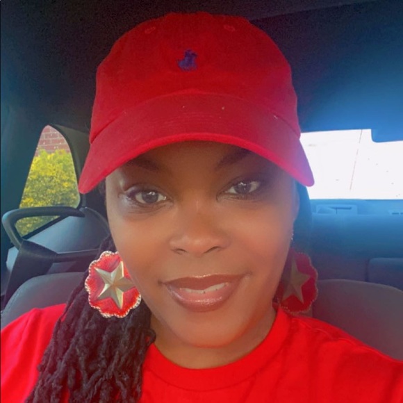 Meet your Posher, Kendaysha - Picture 3 of 9